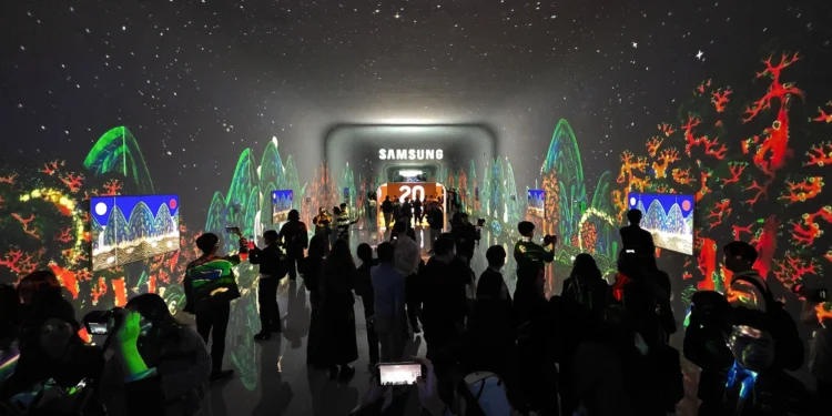 Samsung Showcase